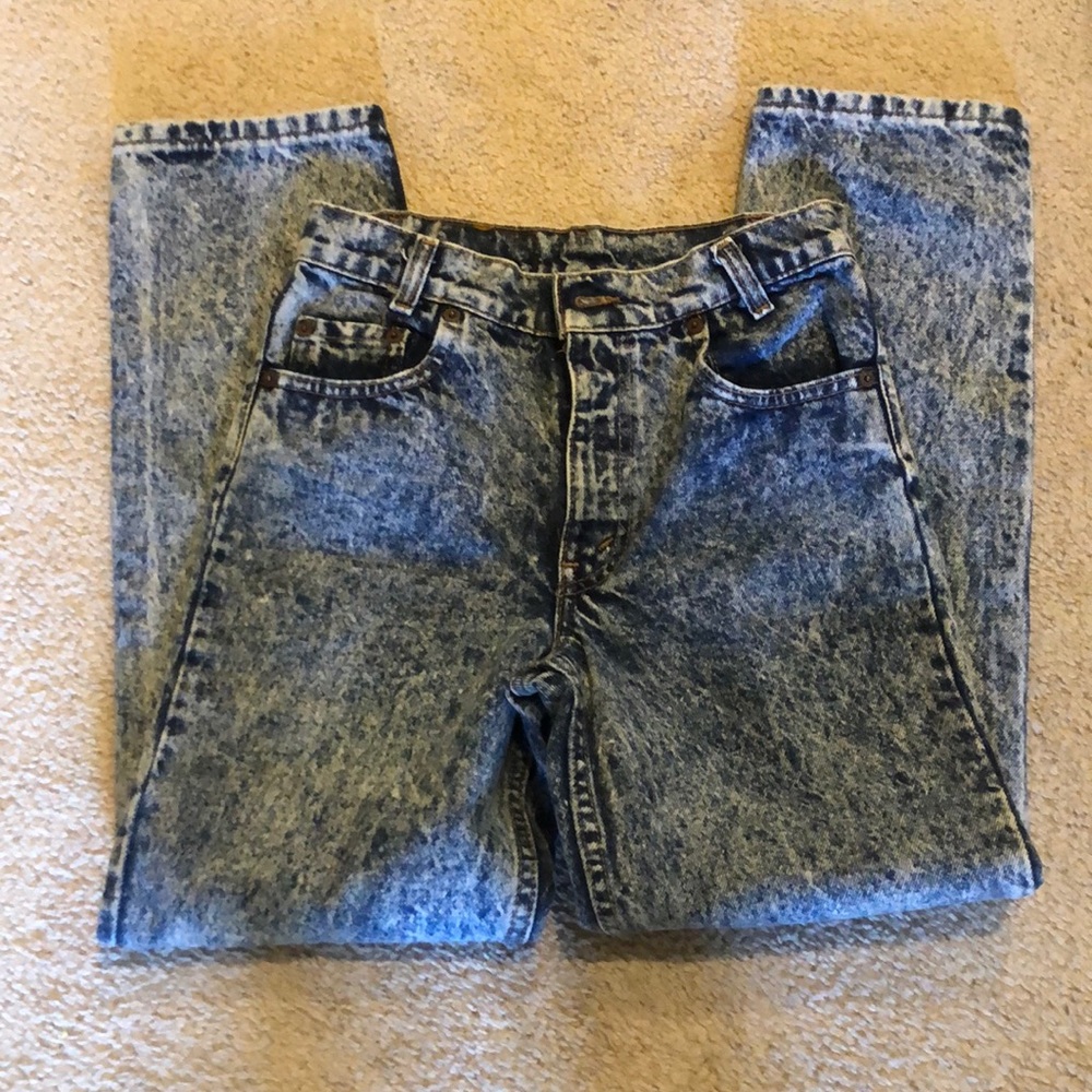 acid washed levi jeans